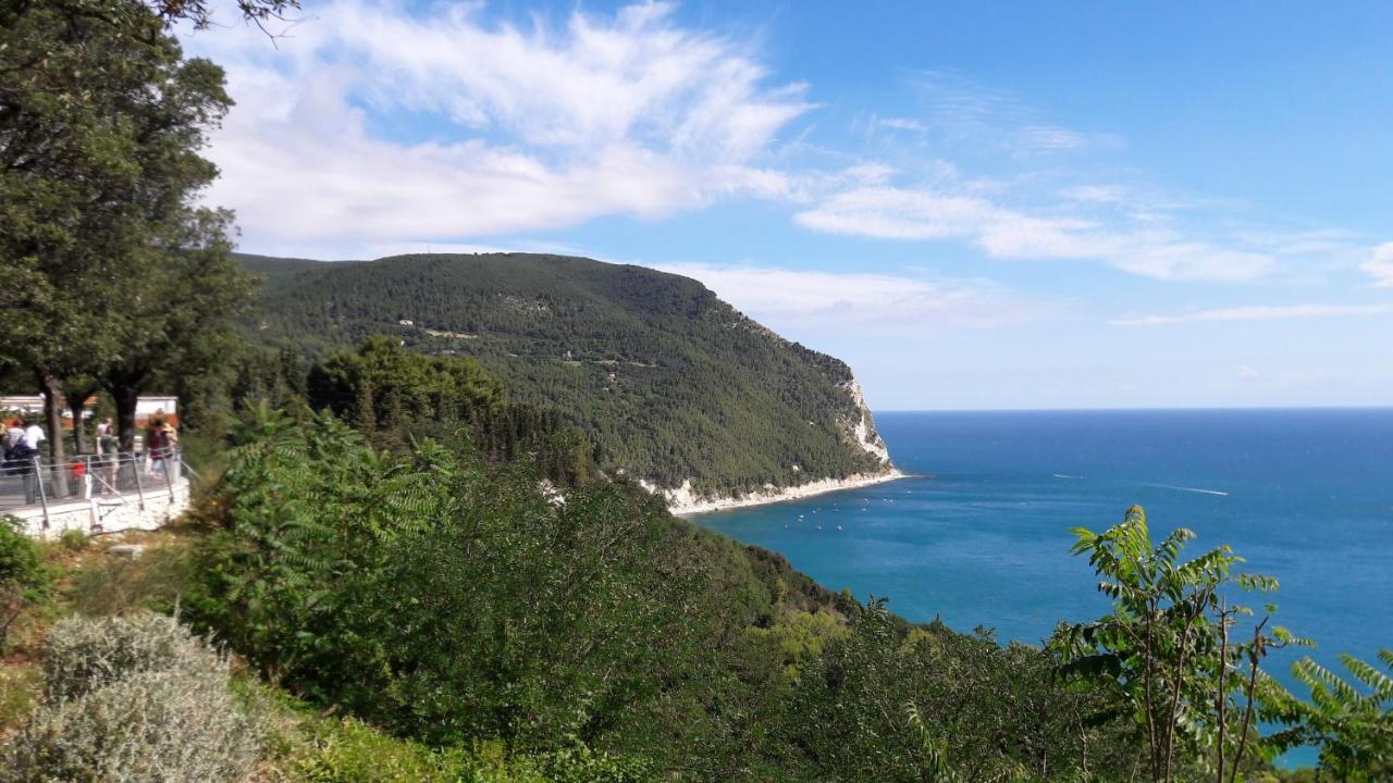 Appartamento Mare Sirolo Con Garage Privato Exterior foto